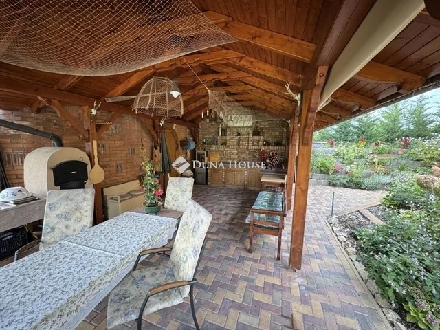 Eladó ház Kecskemét 300 nm