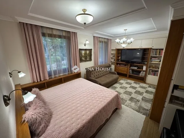 Eladó ház Kecskemét 300 nm