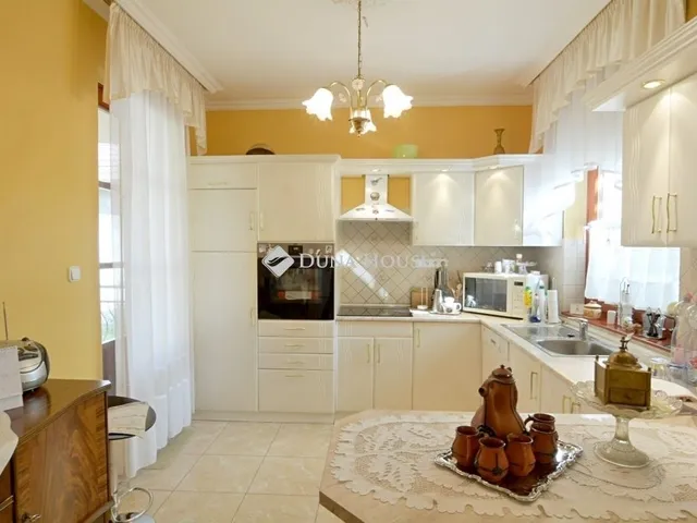 Eladó ház Kiskunfélegyháza 184 nm