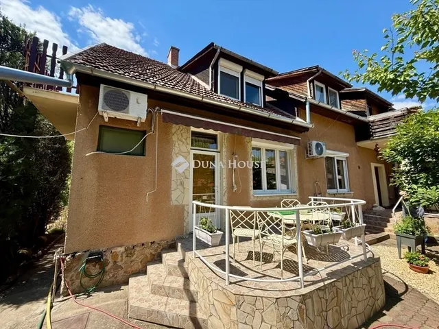 Eladó ház Kecskemét 278 nm