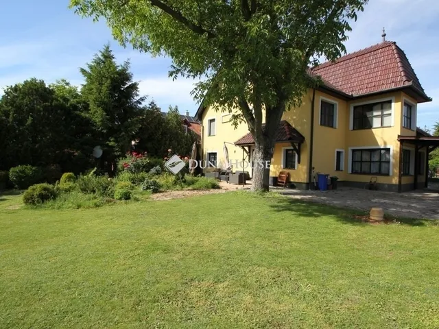 Eladó ház Kecskemét 220 nm