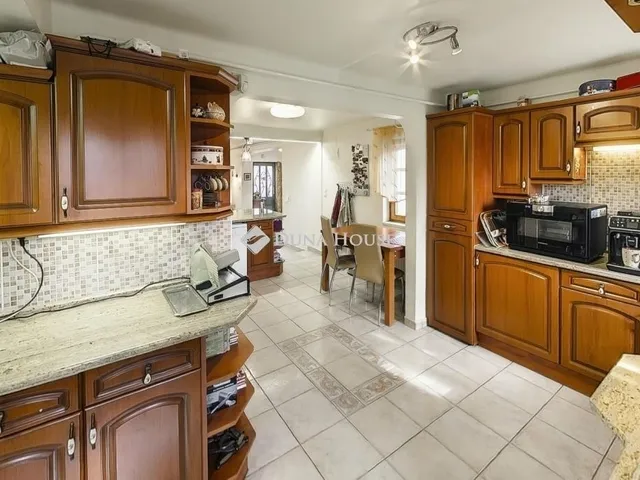 Eladó ház Kecskemét 220 nm