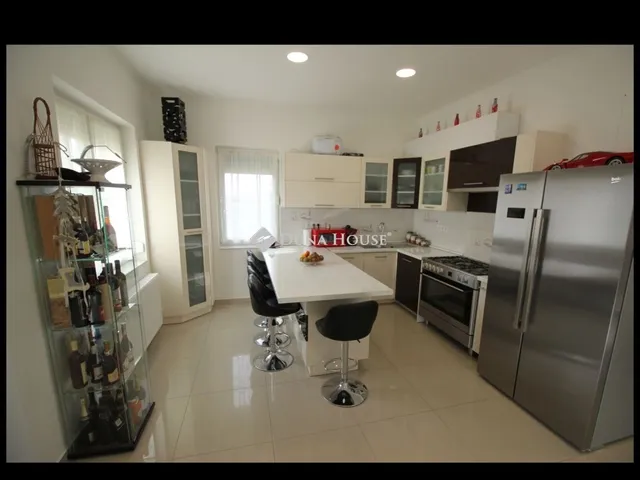 Eladó mezőgazdasági ingatlan Kunadacs 400 nm