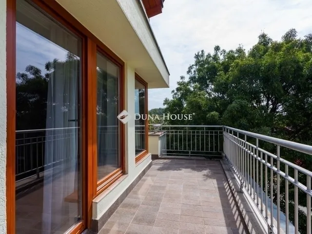 Eladó lakás Kecskemét 167 nm