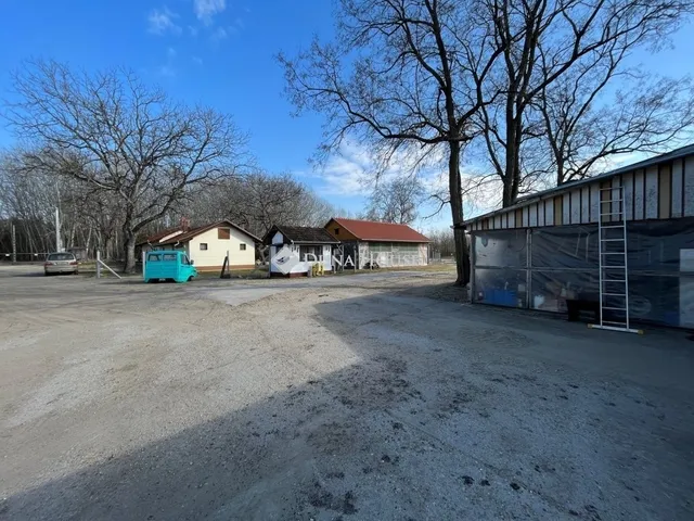 Eladó mezőgazdasági ingatlan Bugac 252 nm