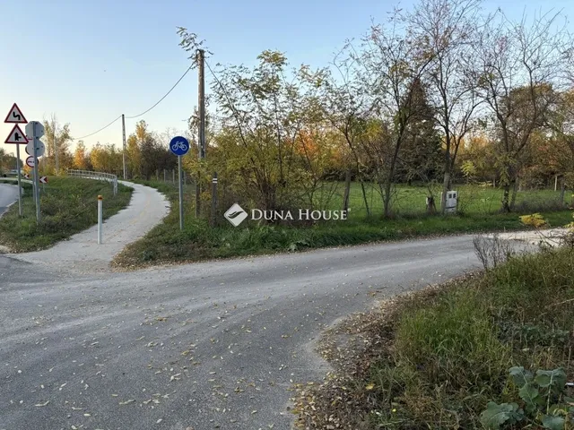 Eladó telek Kecskemét 2864 nm