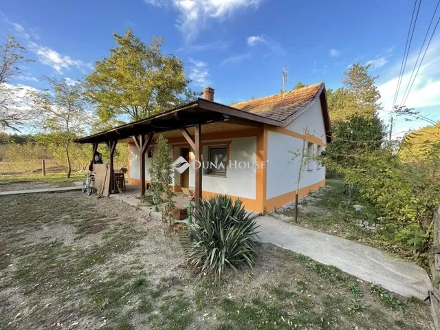 Eladó mezőgazdasági ingatlan Nagykőrös 60 nm