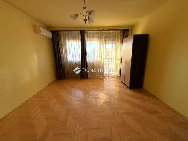 Eladó lakás Kecskemét 72 nm