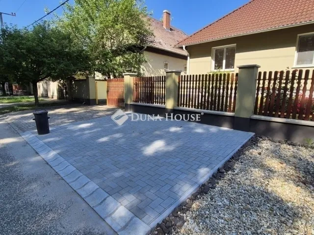 Eladó ház Kecskemét 260 nm