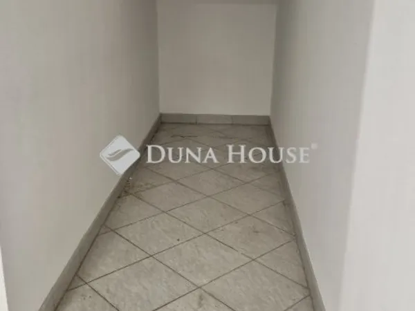 Eladó ház Kecskemét 260 nm