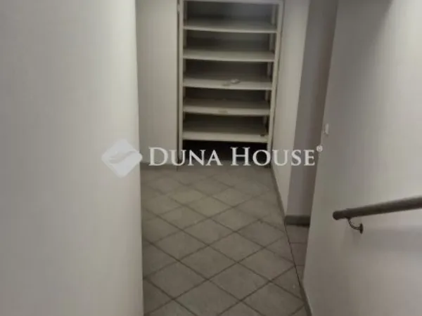 Eladó ház Kecskemét 260 nm