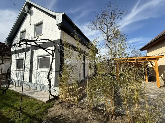 Eladó üdülő és hétvégi ház Kiskunmajsa 80 nm