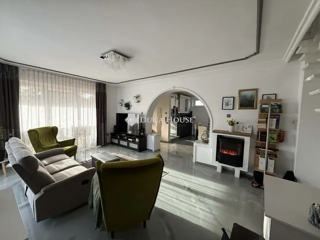 Eladó ház Inárcs 293 nm