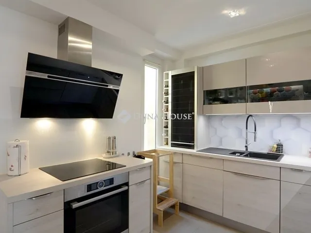 Eladó lakás Kecskemét, Belváros 61 nm