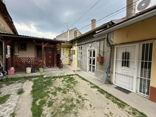 Eladó ház Nagykőrös 24 nm