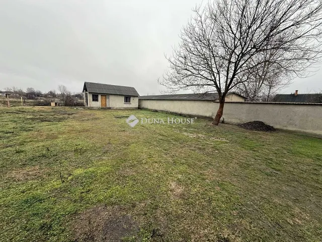 Eladó ház Izsák 81 nm