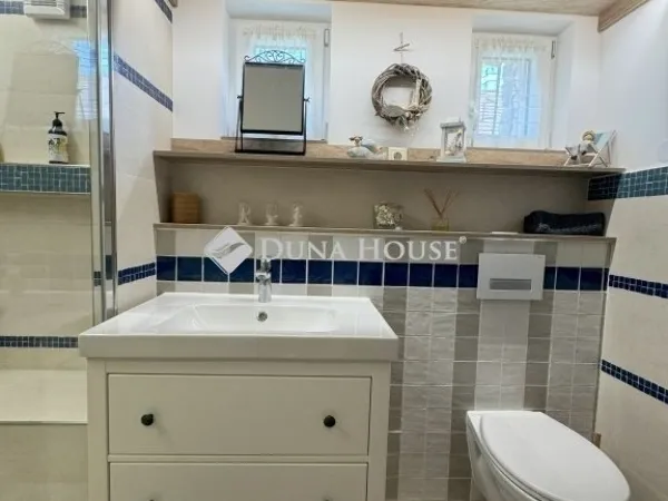 Eladó ház Balatonkenese 98 nm