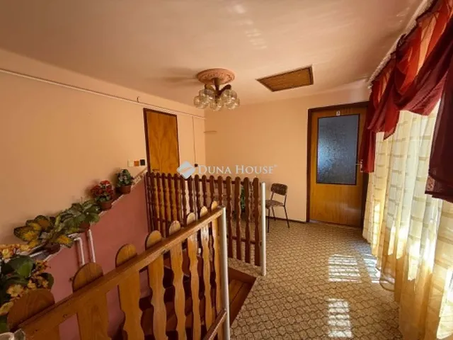 Eladó ház Abádszalók 150 nm
