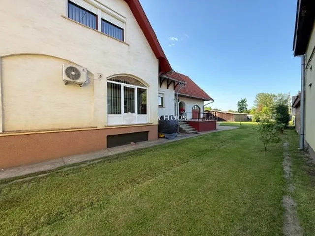 Eladó ház Kiskunmajsa 332 nm
