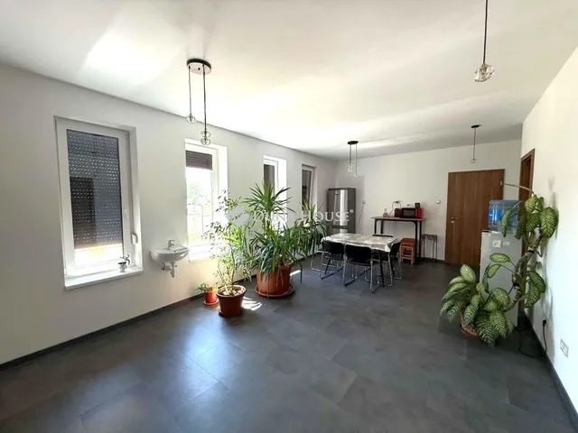 Kiadó ház Kecskemét 154 nm