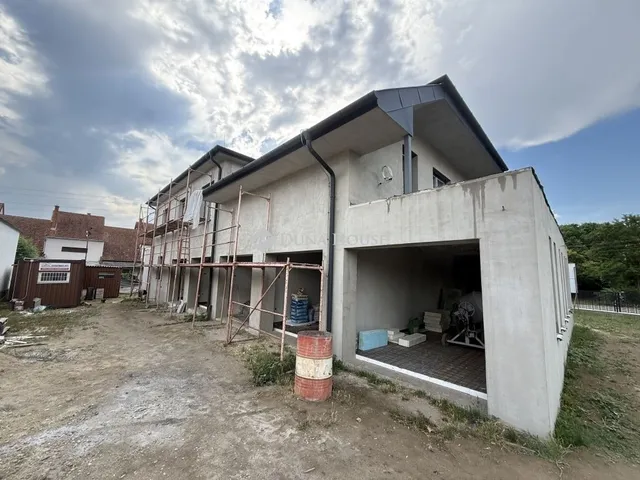 Eladó lakás Kecskemét 82 nm