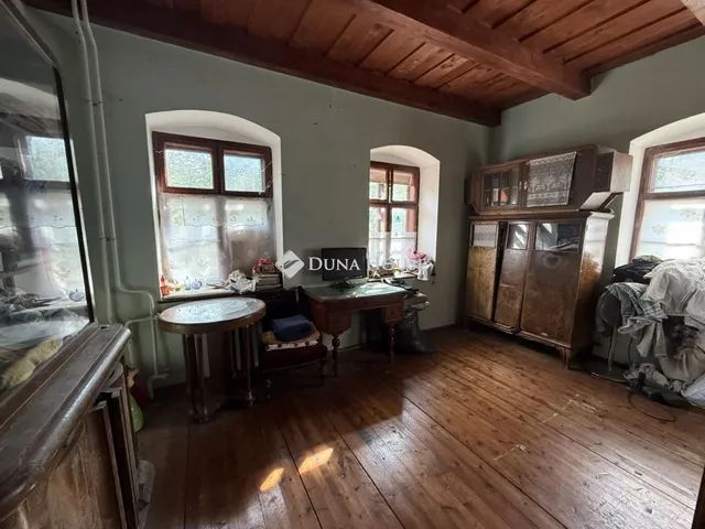 Eladó mezőgazdasági ingatlan Mikebuda 242 nm