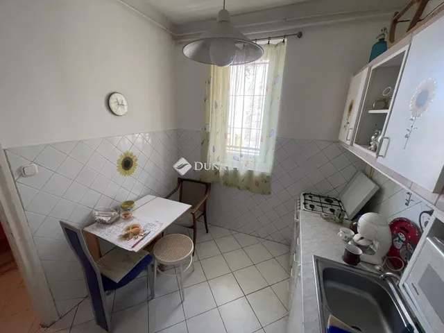 Eladó lakás Budapest VIII. kerület, II. János Pál pápa tér 72 nm