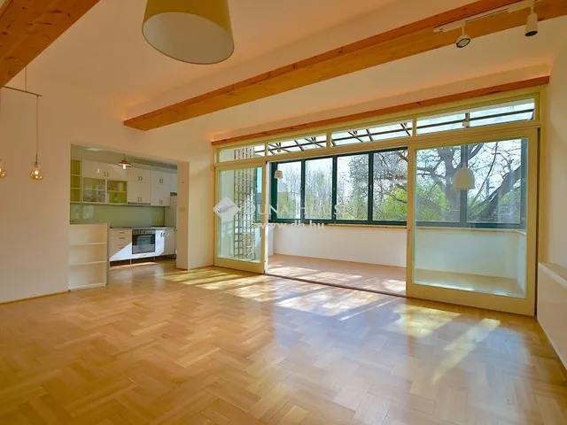 Kiadó lakás Budapest XII. kerület, Diósárok 137 nm