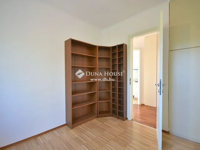 Kiadó lakás Budapest XII. kerület, Diósárok 137 nm