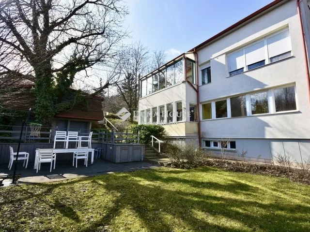 Kiadó lakás Budapest XII. kerület, Diósárok 137 nm