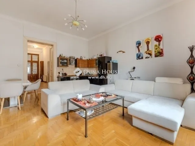 Eladó lakás Budapest V. kerület 87 nm