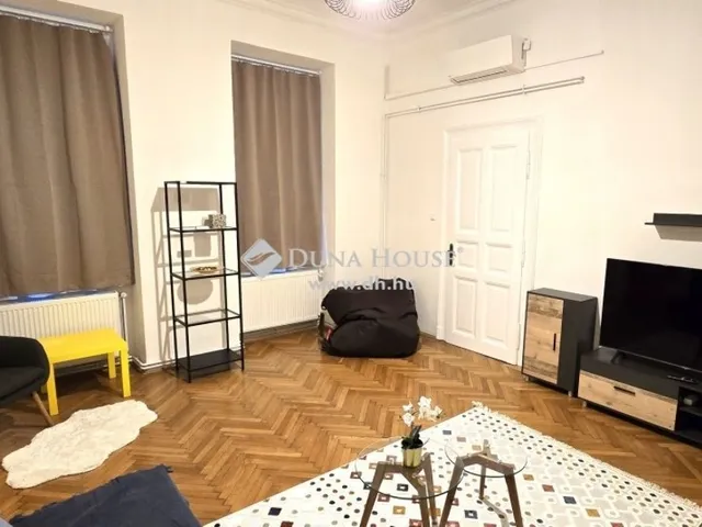 Kiadó lakás Budapest VIII. kerület, Palotanegyed 67 nm