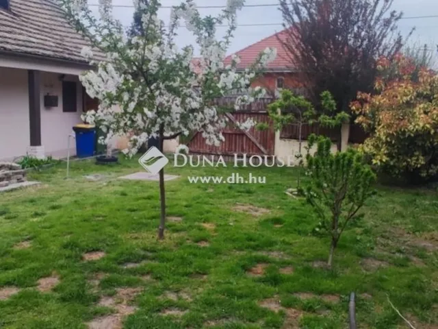 Eladó ház Kiskunlacháza 62 nm