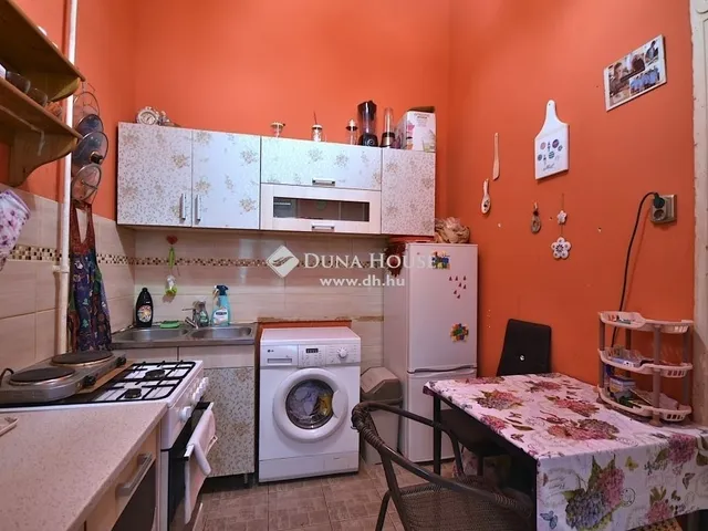 Eladó lakás Budapest VIII. kerület, II. János Pál pápa tér 32 nm