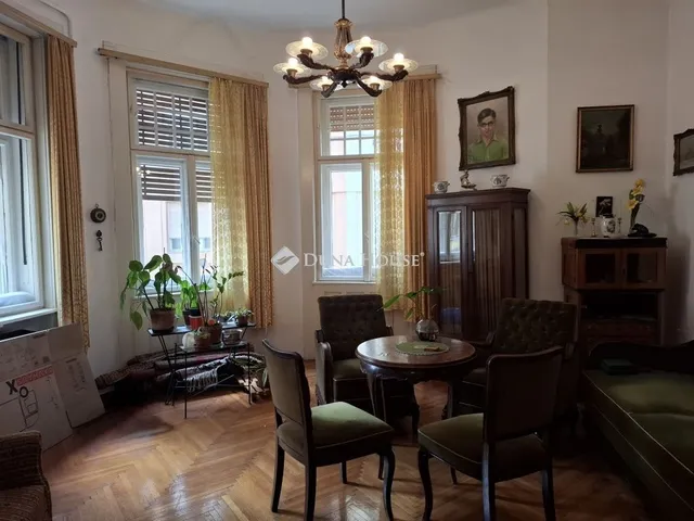 Eladó lakás Budapest XIII. kerület 76 nm