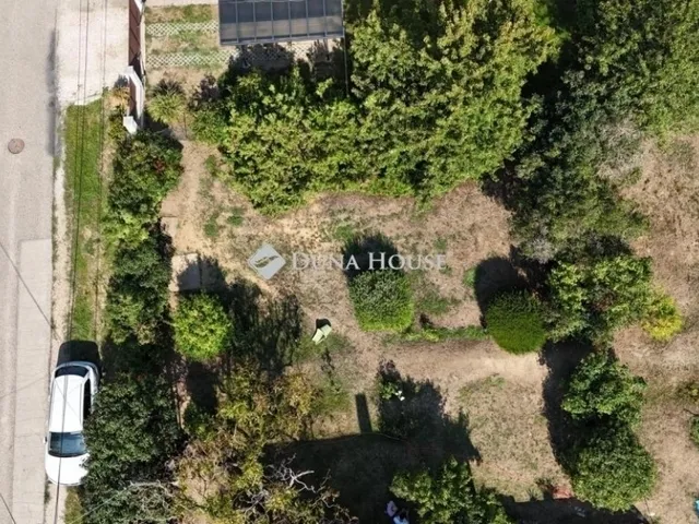 Eladó telek Érd, Parkváros 726 nm