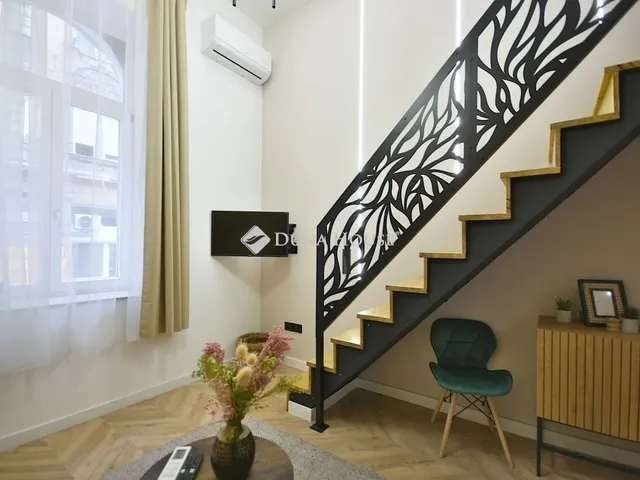 Eladó lakás Budapest VI. kerület 30 nm