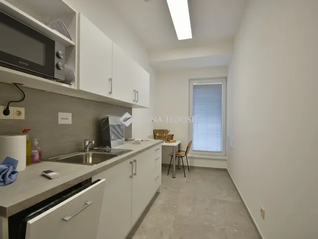 Kiadó kereskedelmi és ipari ingatlan Alsónémedi 671 nm