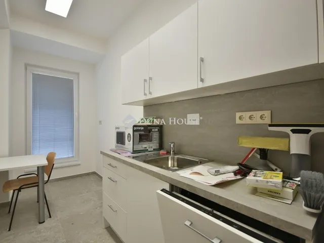 Kiadó kereskedelmi és ipari ingatlan Alsónémedi 671 nm