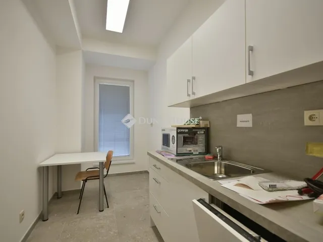 Kiadó kereskedelmi és ipari ingatlan Alsónémedi 671 nm