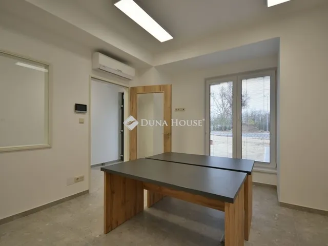 Kiadó kereskedelmi és ipari ingatlan Alsónémedi 671 nm