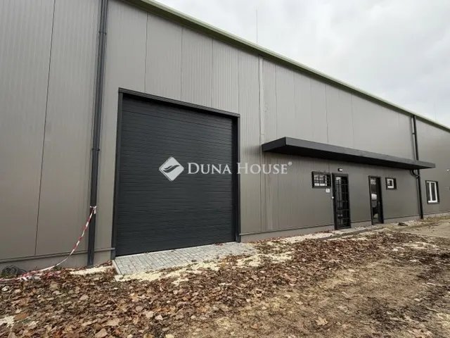 Kiadó kereskedelmi és ipari ingatlan Alsónémedi 170 nm