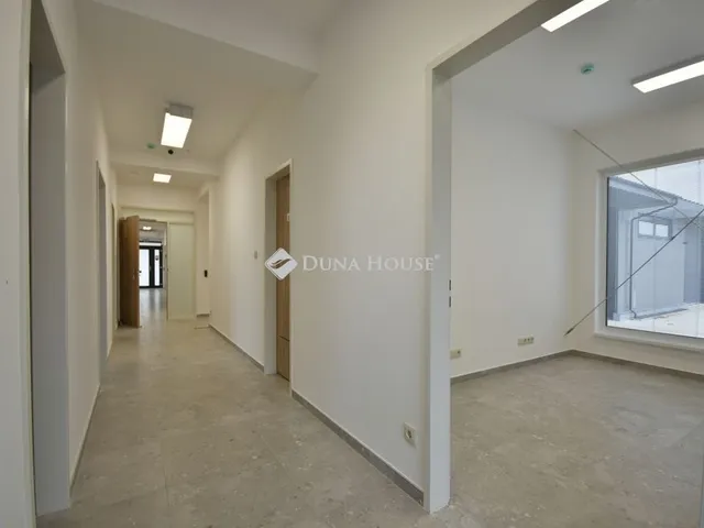 Kiadó kereskedelmi és ipari ingatlan Alsónémedi 671 nm