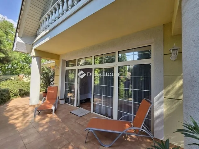 Eladó ház Érd 236 nm