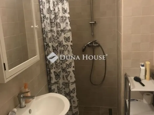 Eladó lakás Budapest VIII. kerület, Corvin negyed 32 nm