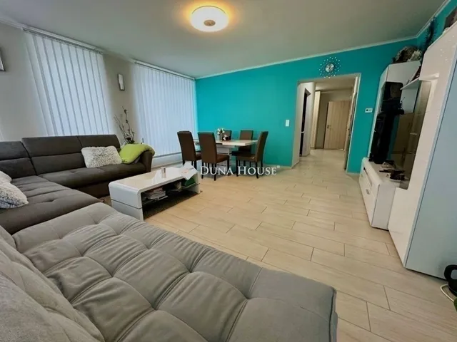 Eladó ház Budapest XVIII. kerület, Újpéteritelep 210 nm