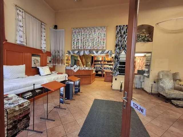 Kiadó kereskedelmi és ipari ingatlan Budapest VIII. kerület, Józsefváros 170 nm