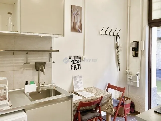 Eladó lakás Budapest VI. kerület, Nagykörúton kívüli terület 28 nm