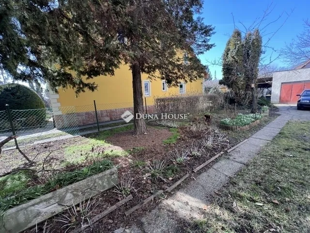Eladó ház Budapest XI. kerület, Albertfalva 92 nm
