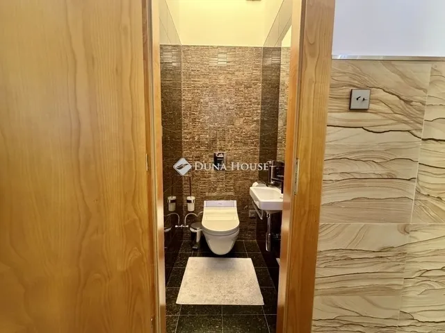 Eladó lakás Budapest II. kerület 100 nm